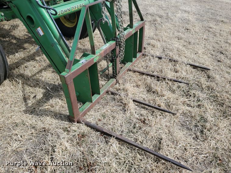 image for item DF5832 1979 John Deere 4440  tractor