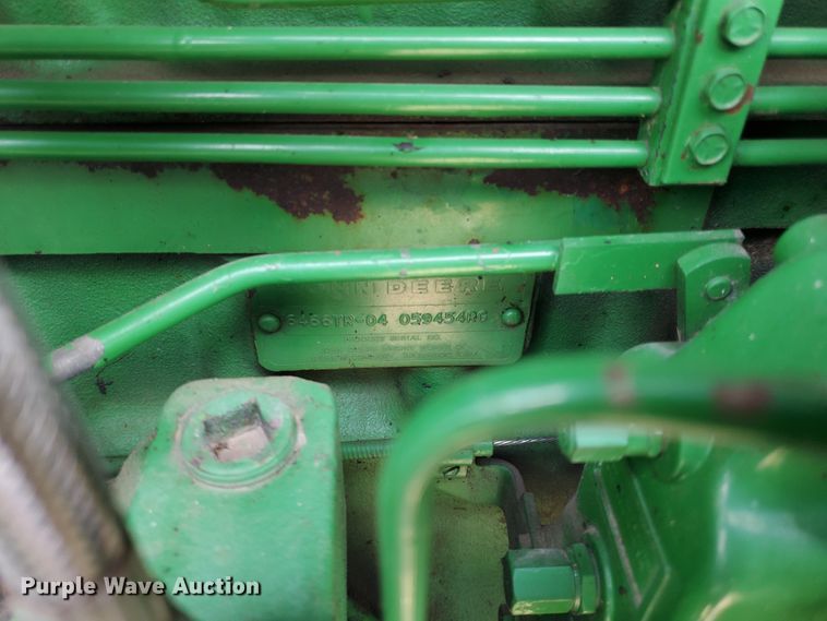 image for item DF5832 1979 John Deere 4440  tractor