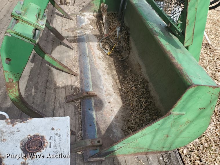 image for item DF5832 1979 John Deere 4440  tractor