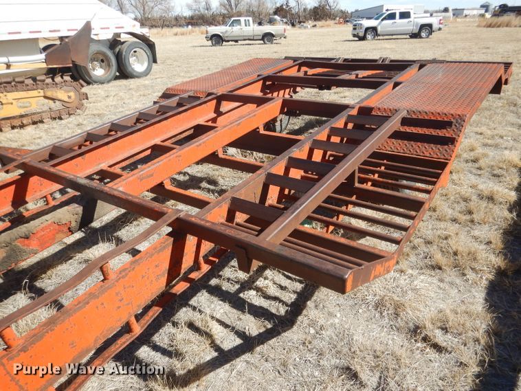 image for item DG4677 Swather trailer
