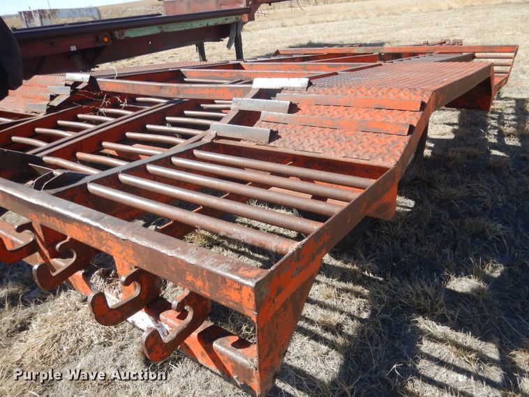 image for item DG4677 Swather trailer