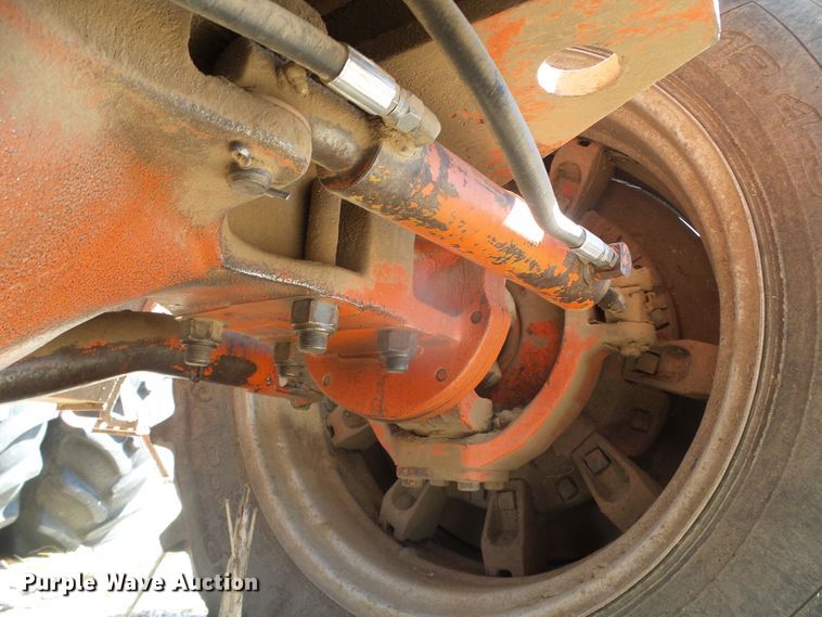 image for item DI5553 Case 2870  4WD tractor