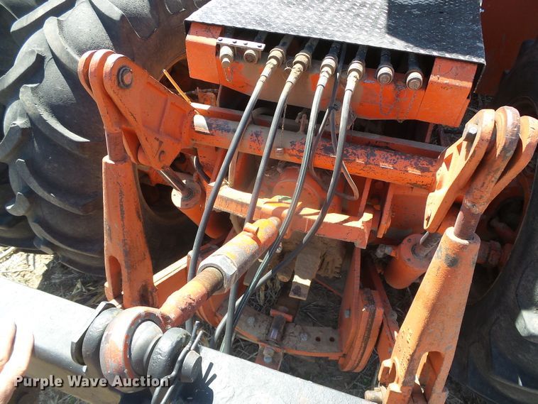 image for item DI5553 Case 2870  4WD tractor