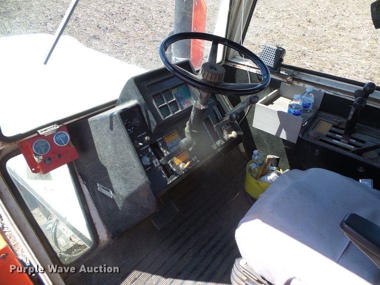 image for item DI5553 Case 2870  4WD tractor