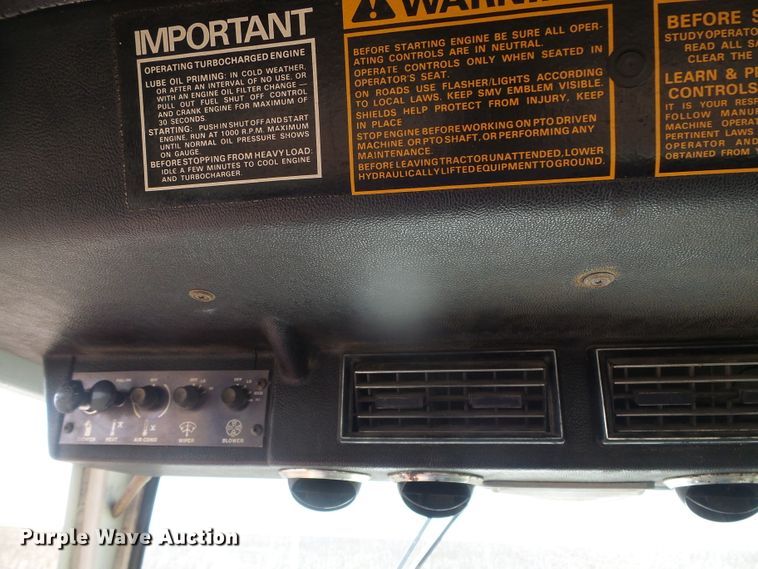 image for item DI5553 Case 2870  4WD tractor