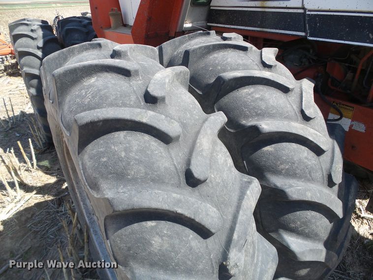 image for item DI5553 Case 2870  4WD tractor