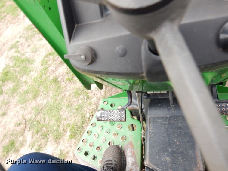 image for item DJ0541 2004 John Deere 5203  tractor