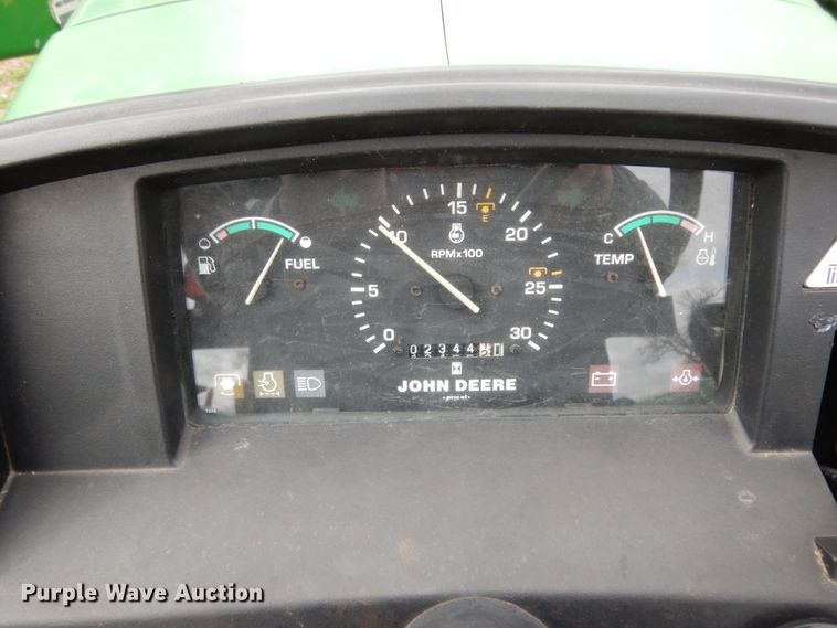 image for item DJ0541 2004 John Deere 5203  tractor