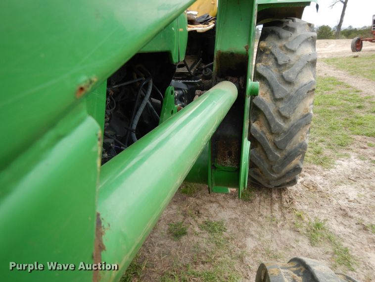 image for item DJ0541 2004 John Deere 5203  tractor