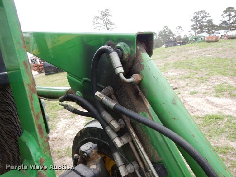 image for item DJ0541 2004 John Deere 5203  tractor