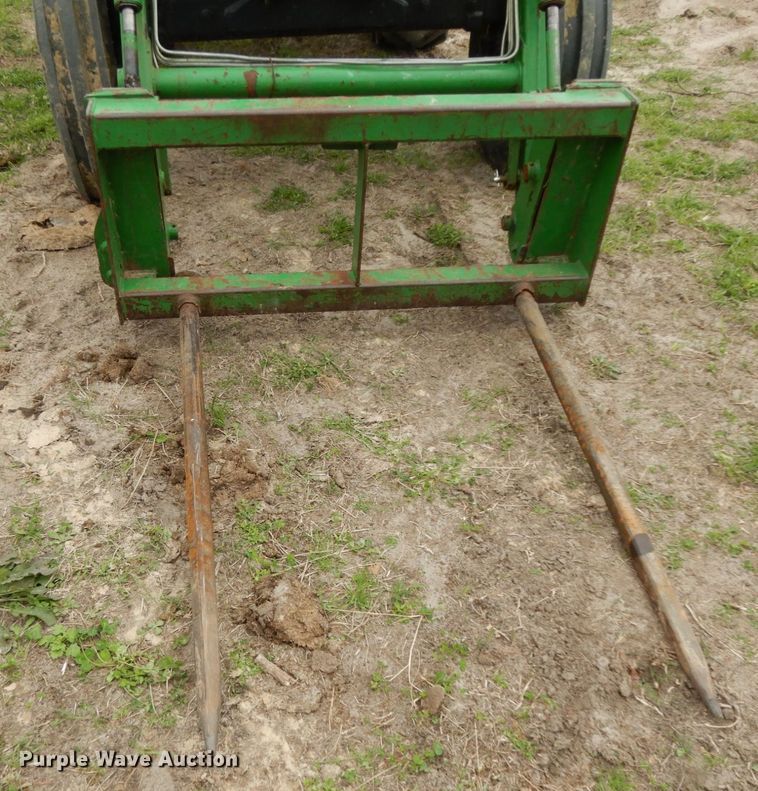 image for item DJ0541 2004 John Deere 5203  tractor