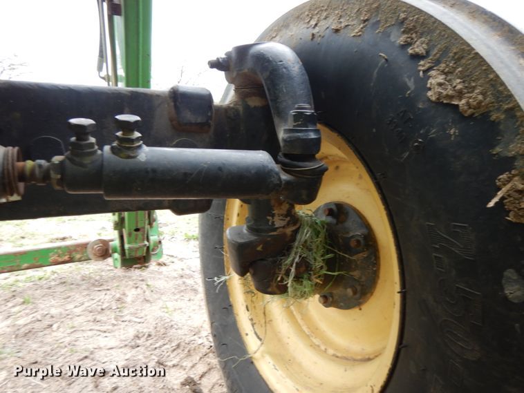 image for item DJ0541 2004 John Deere 5203  tractor