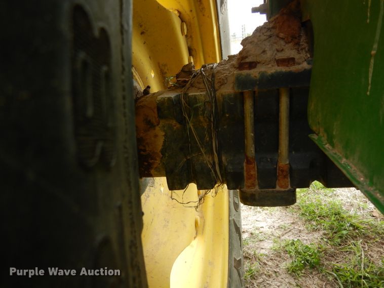 image for item DJ0541 2004 John Deere 5203  tractor