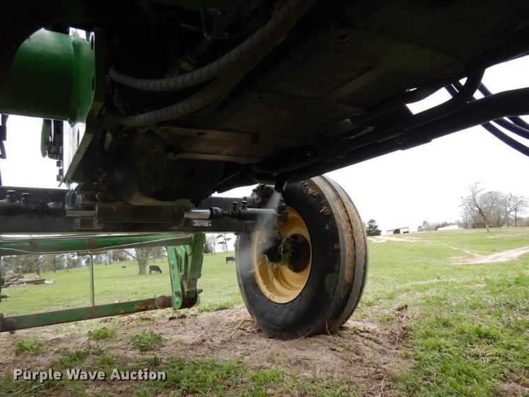 image for item DJ0541 2004 John Deere 5203  tractor