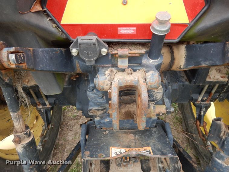 image for item DJ0541 2004 John Deere 5203  tractor