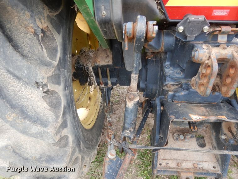image for item DJ0541 2004 John Deere 5203  tractor