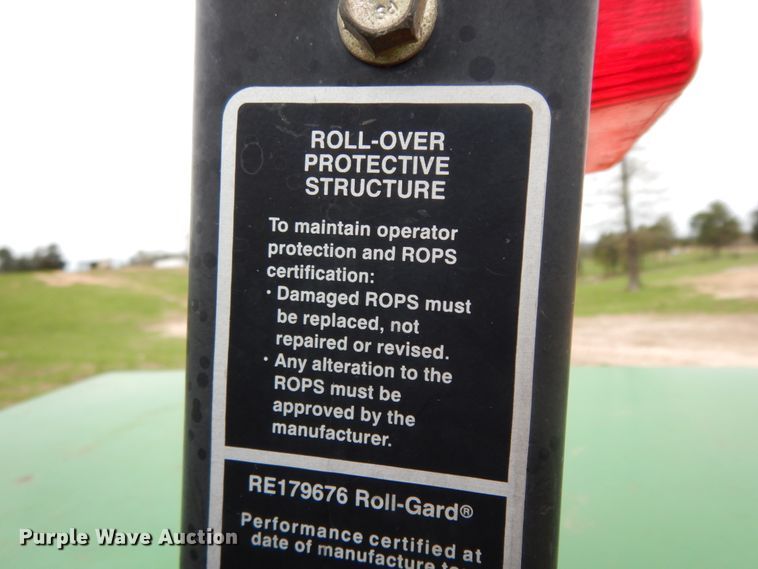 image for item DJ0541 2004 John Deere 5203  tractor