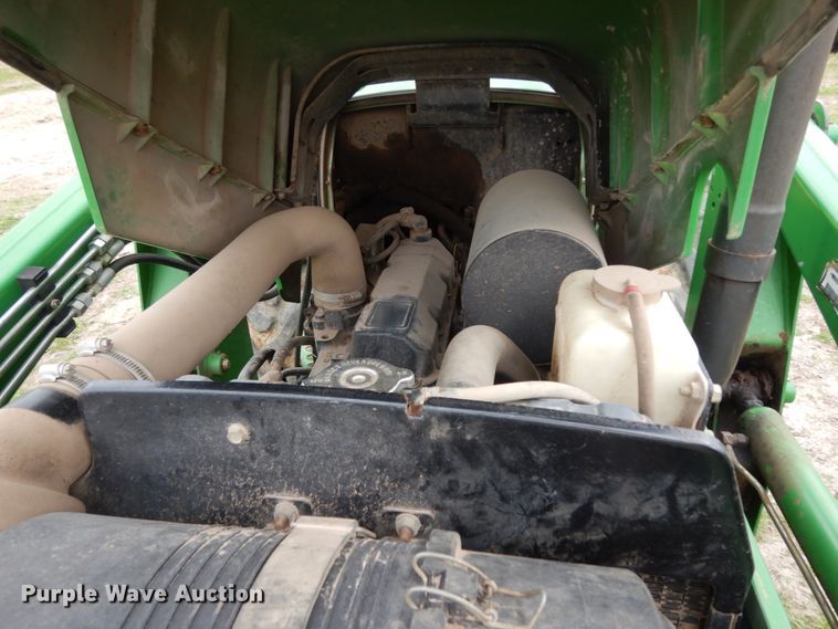 image for item DJ0541 2004 John Deere 5203  tractor