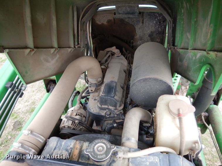 image for item DJ0541 2004 John Deere 5203  tractor