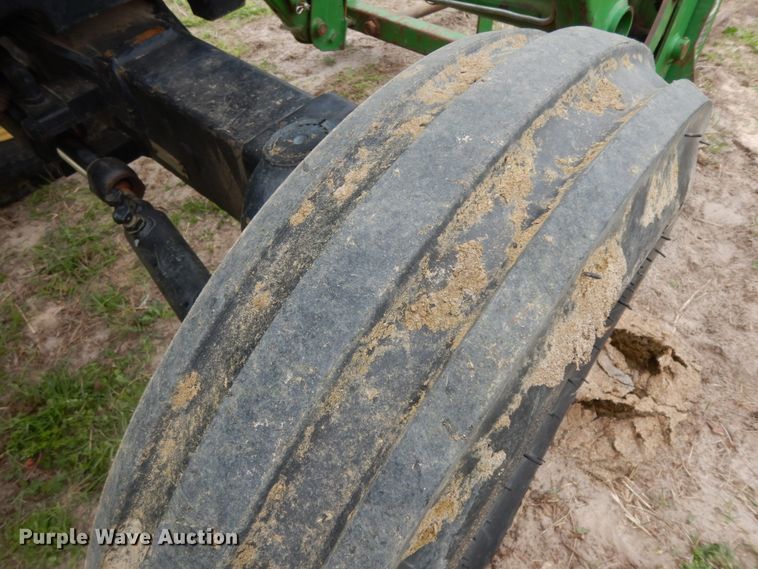 image for item DJ0541 2004 John Deere 5203  tractor