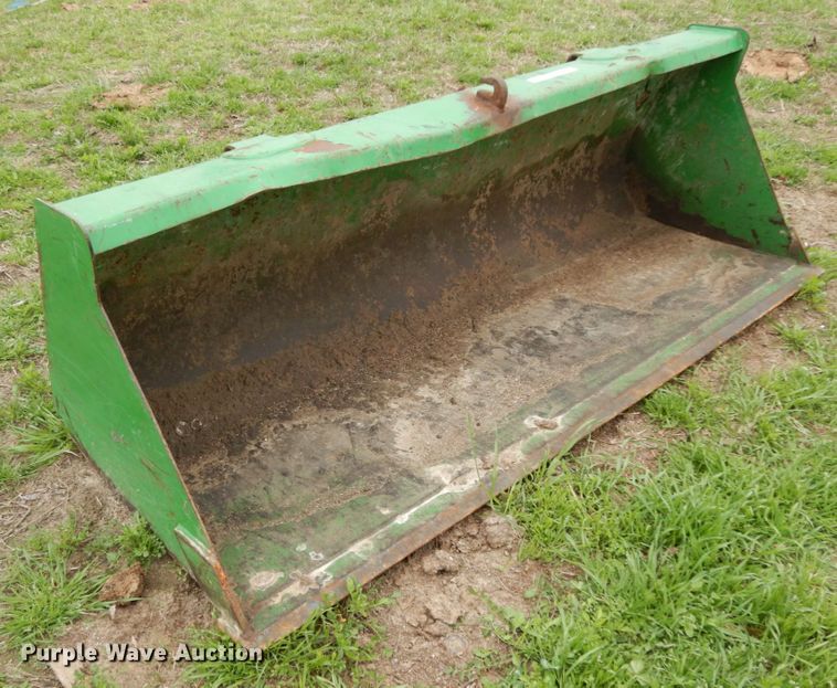 image for item DJ0541 2004 John Deere 5203  tractor