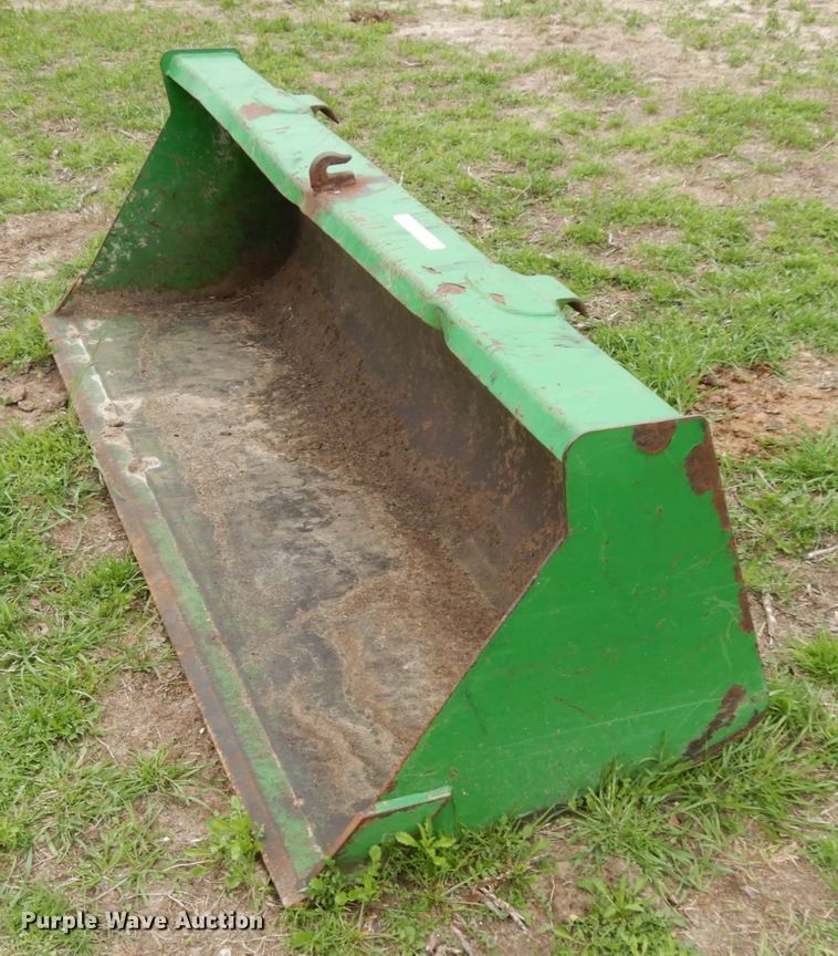 image for item DJ0541 2004 John Deere 5203  tractor