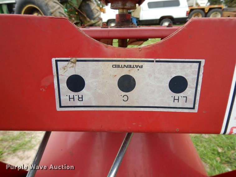 image for item DJ0541 2004 John Deere 5203  tractor