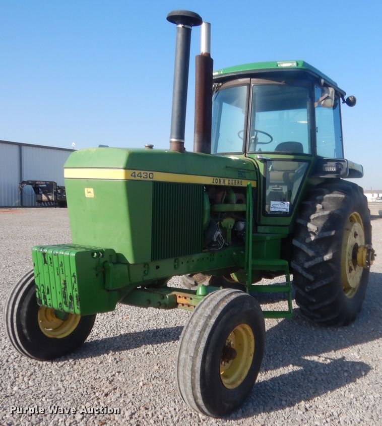 image for item DJ2204 1976 John Deere 4430  tractor