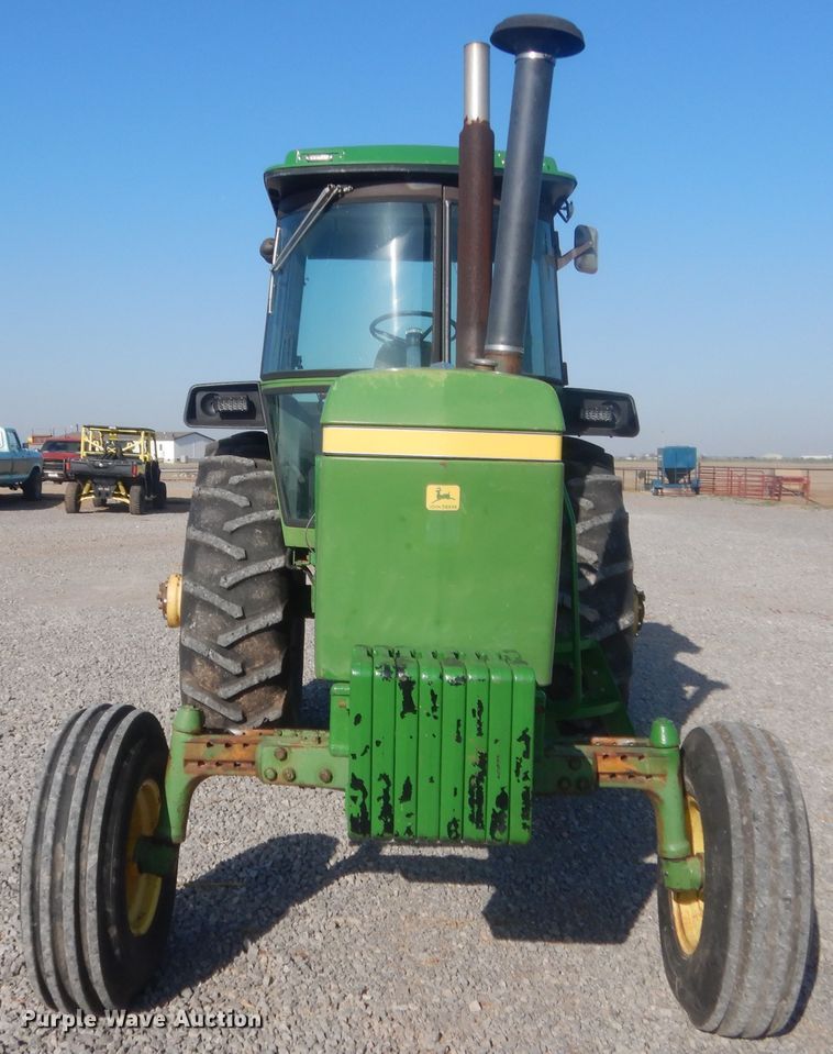 image for item DJ2204 1976 John Deere 4430  tractor