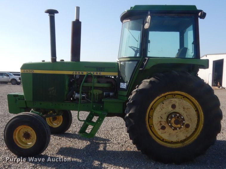 image for item DJ2204 1976 John Deere 4430  tractor