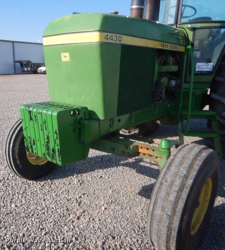 image for item DJ2204 1976 John Deere 4430  tractor