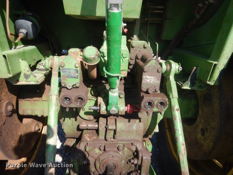 image for item DJ2204 1976 John Deere 4430  tractor