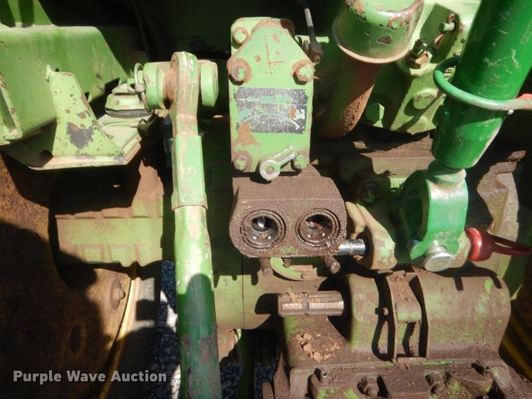 image for item DJ2204 1976 John Deere 4430  tractor