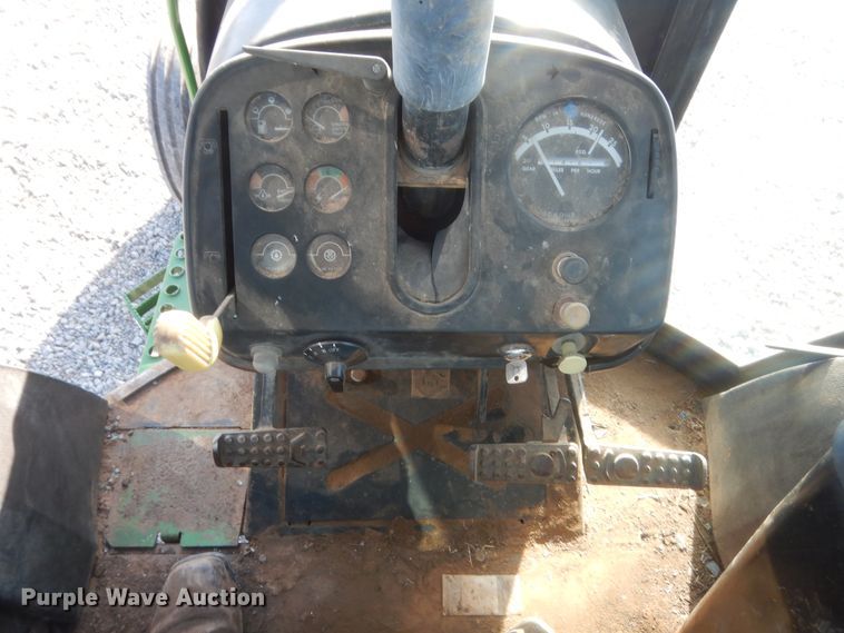 image for item DJ2204 1976 John Deere 4430  tractor