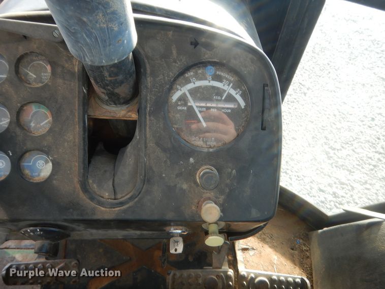 image for item DJ2204 1976 John Deere 4430  tractor