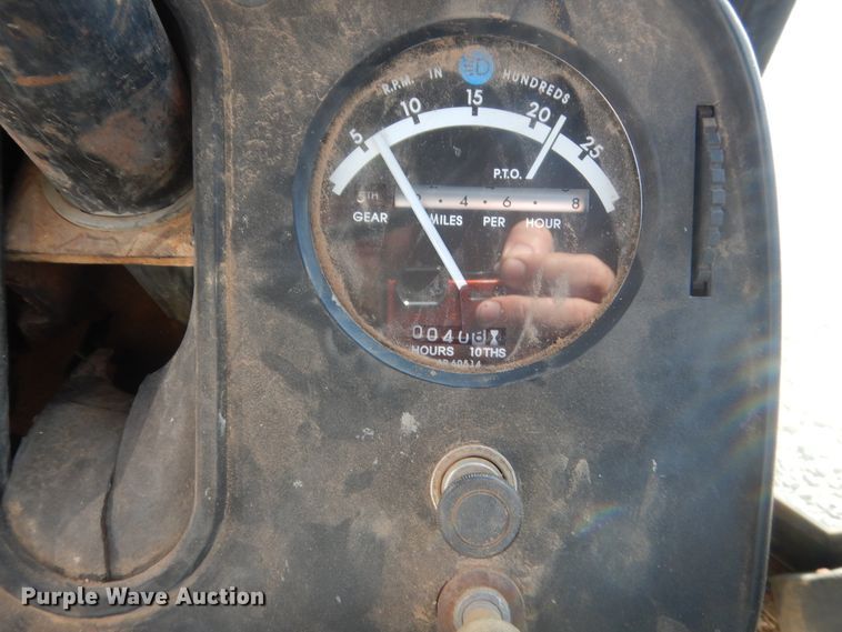 image for item DJ2204 1976 John Deere 4430  tractor