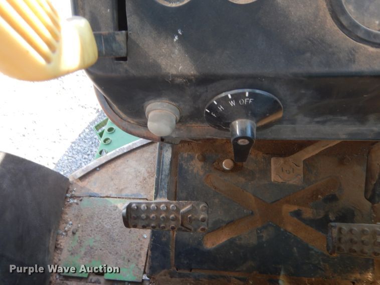 image for item DJ2204 1976 John Deere 4430  tractor