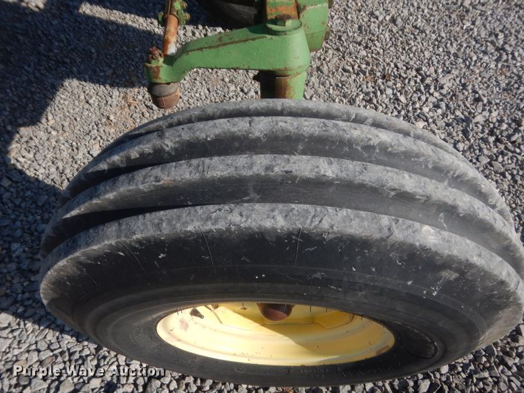 image for item DJ2204 1976 John Deere 4430  tractor