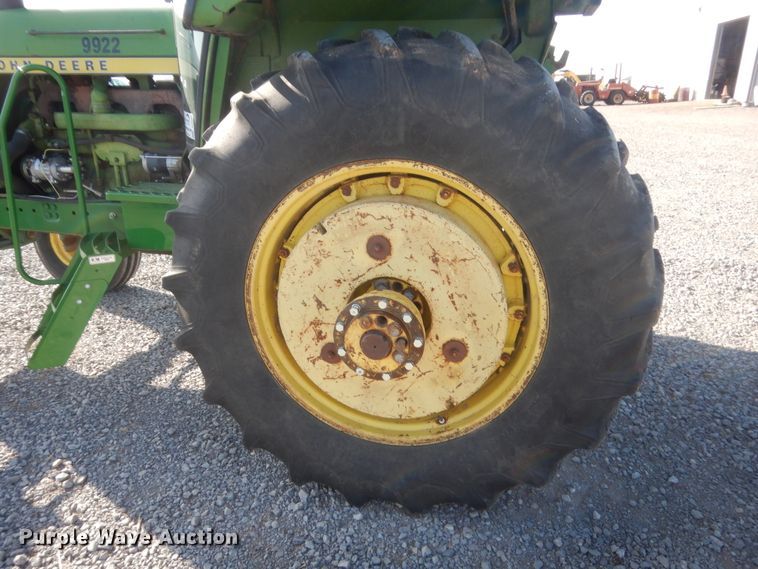 image for item DJ2204 1976 John Deere 4430  tractor