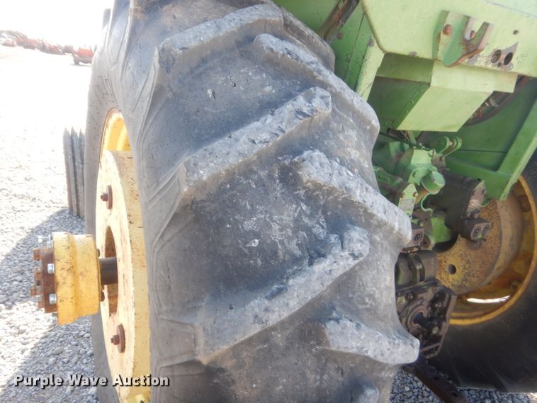 image for item DJ2204 1976 John Deere 4430  tractor