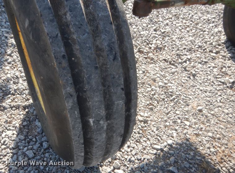 image for item DJ2204 1976 John Deere 4430  tractor