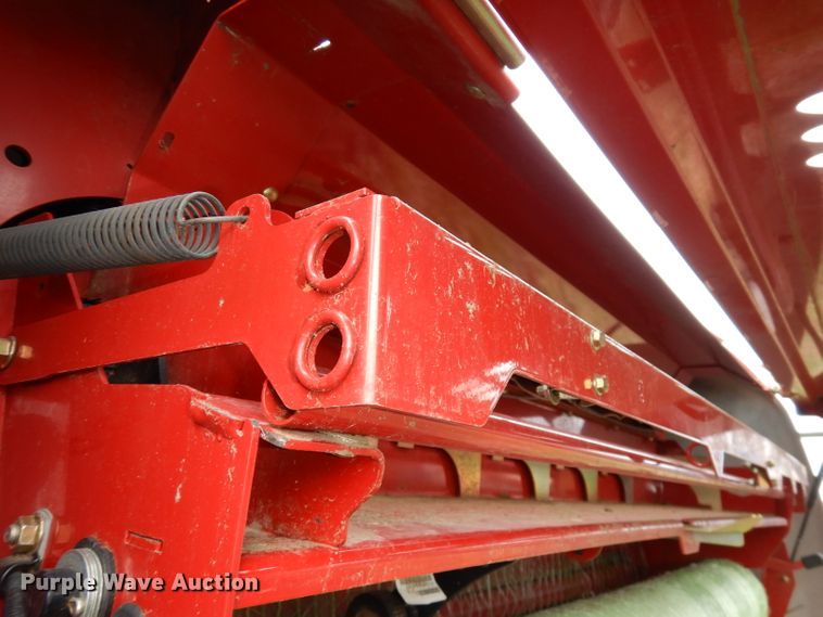 image for item DJ2974 2016 New Holland Rollbelt 560  specialty crop round baler