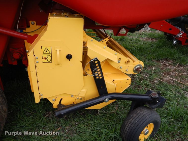 image for item DJ2974 2016 New Holland Rollbelt 560  specialty crop round baler