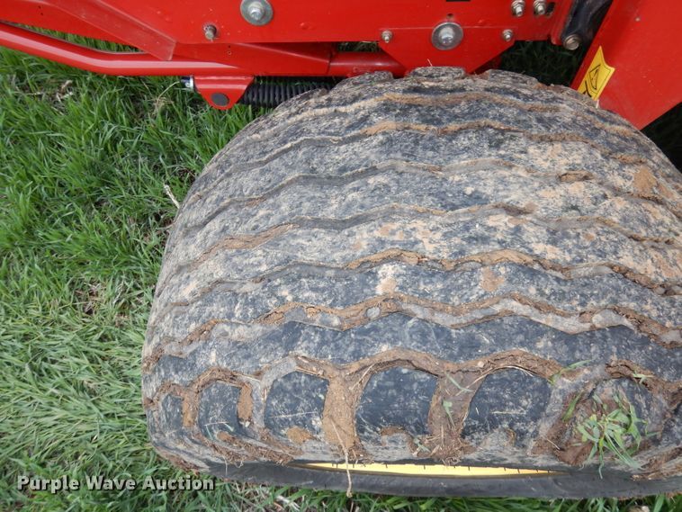 image for item DJ2974 2016 New Holland Rollbelt 560  specialty crop round baler