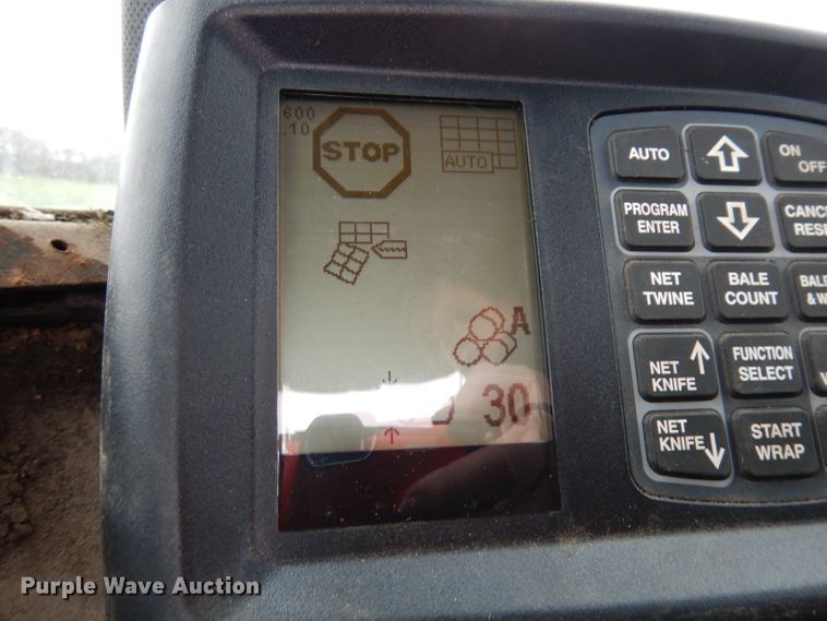 image for item DJ2974 2016 New Holland Rollbelt 560  specialty crop round baler