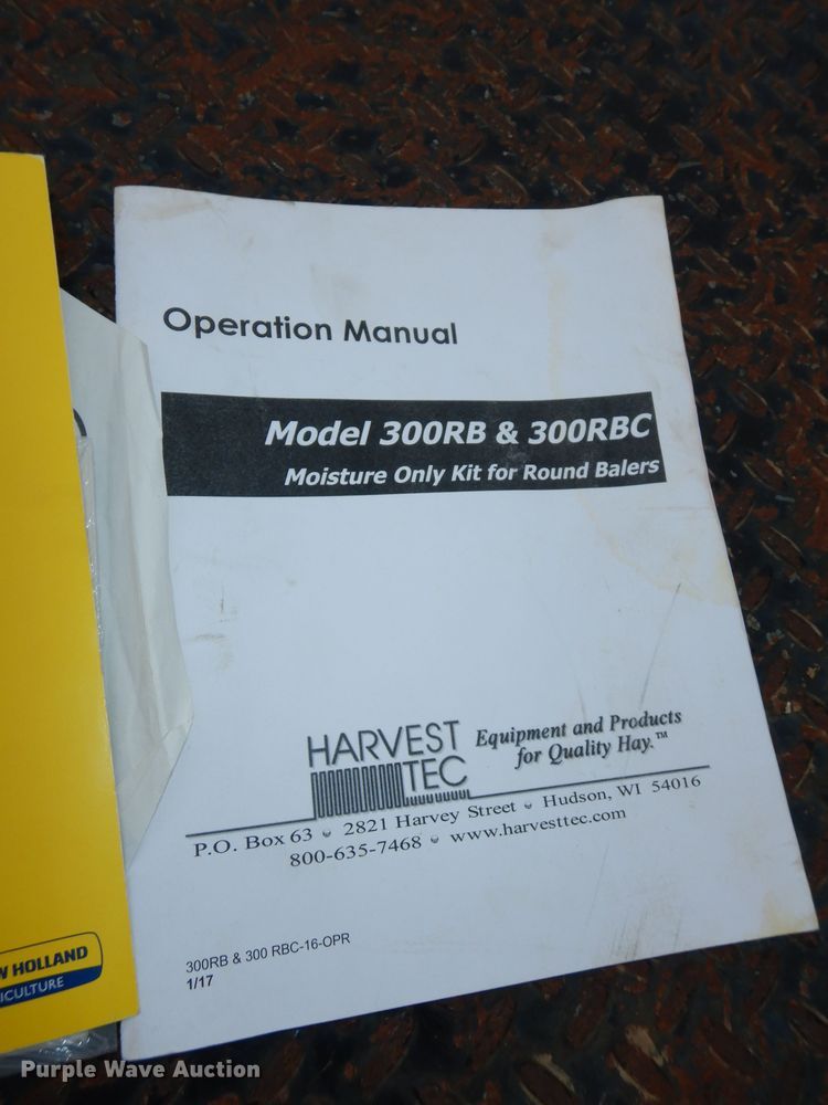 image for item DJ2974 2016 New Holland Rollbelt 560  specialty crop round baler