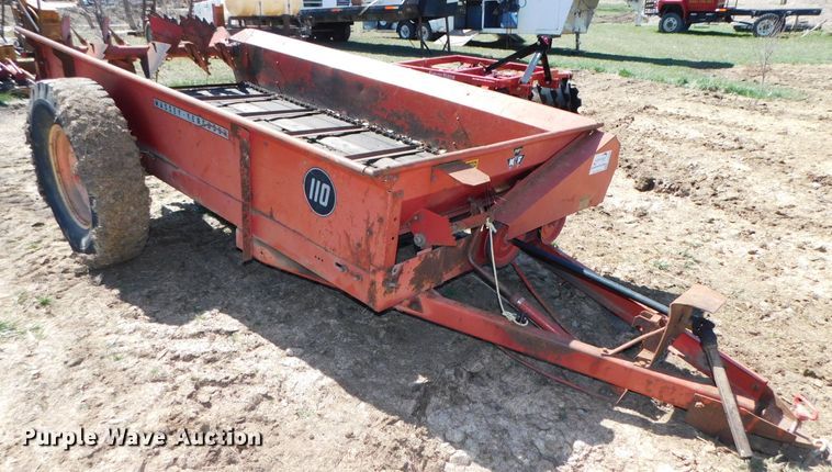 image for item DJ5988 Massey Ferguson 110  manure spreader