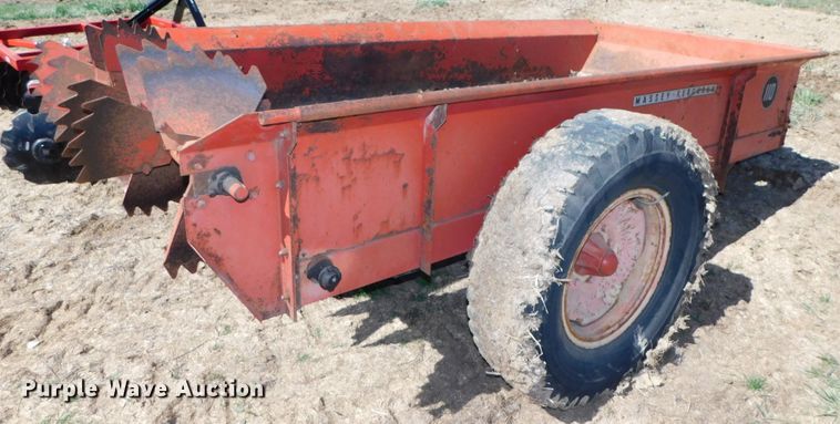 image for item DJ5988 Massey Ferguson 110  manure spreader