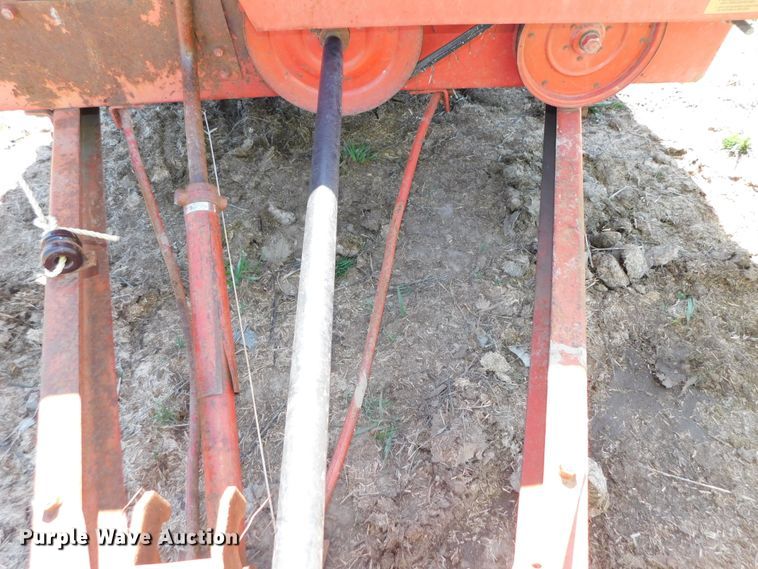 image for item DJ5988 Massey Ferguson 110  manure spreader