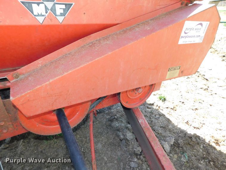 image for item DJ5988 Massey Ferguson 110  manure spreader